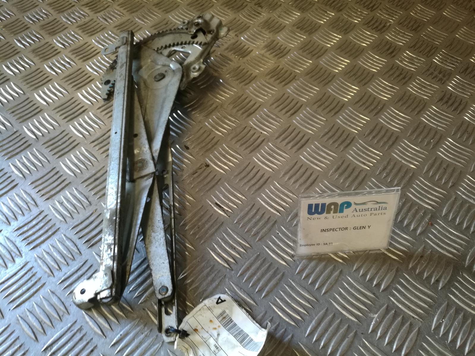 View Auto part Right Front Window Reg/Motor Toyota Camry 1990