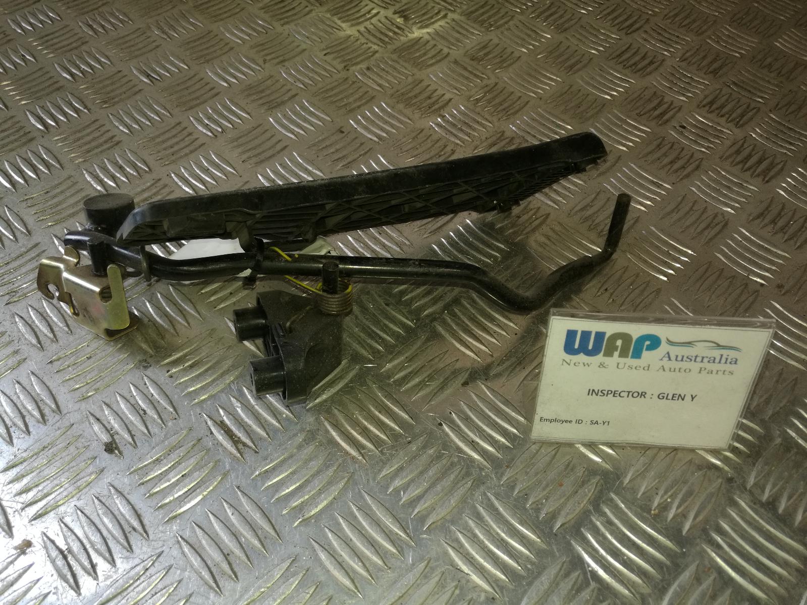 View Auto part Pedal Assembly Lexus Ls400 1991