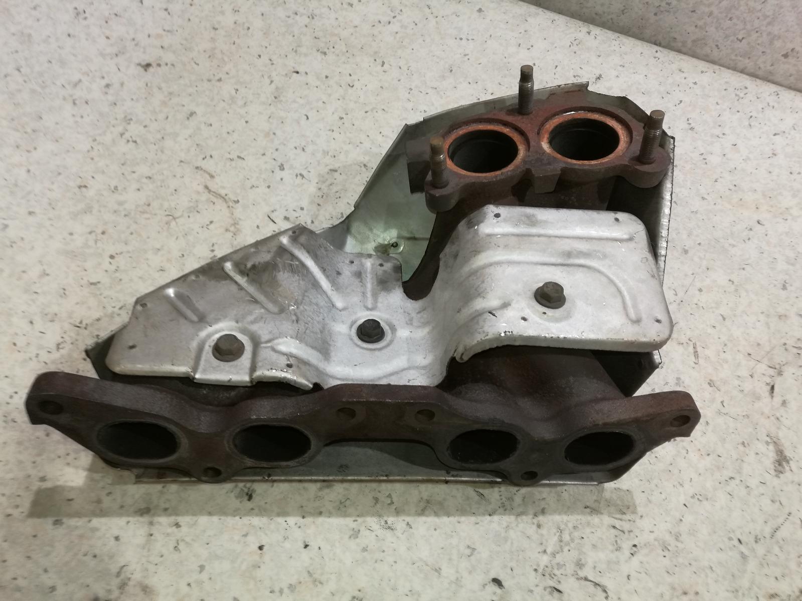 View Auto part Manifold Toyota Camry 1990