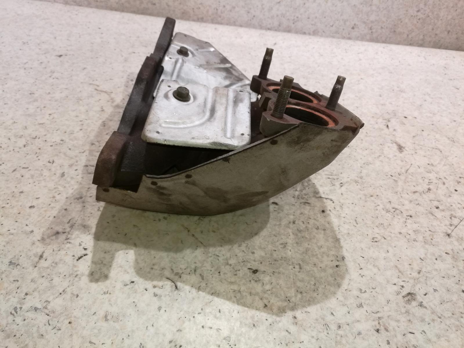 View Auto part Manifold Toyota Camry 1990