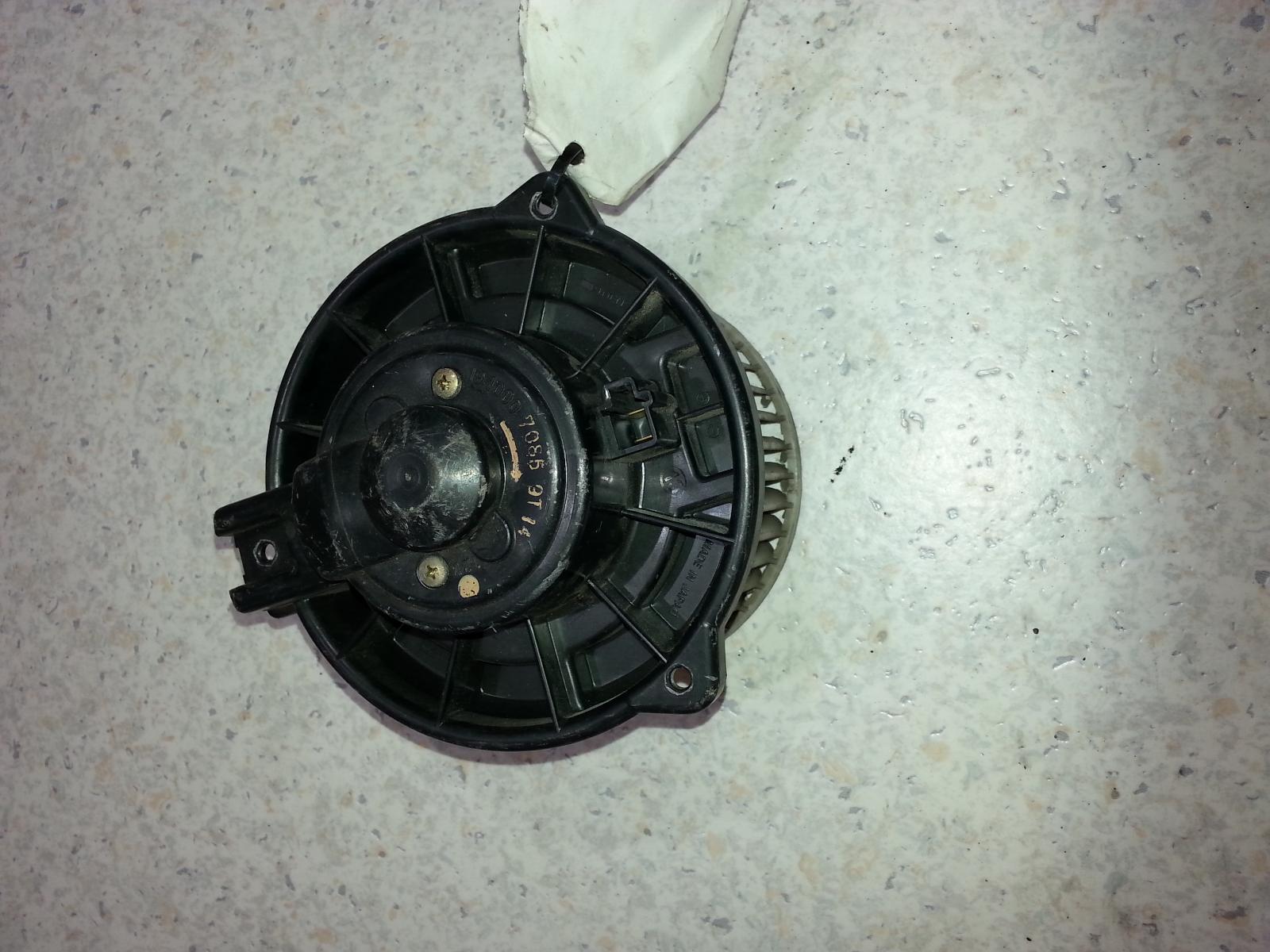 View Auto part Heater Fan Motor Honda Crv 1998