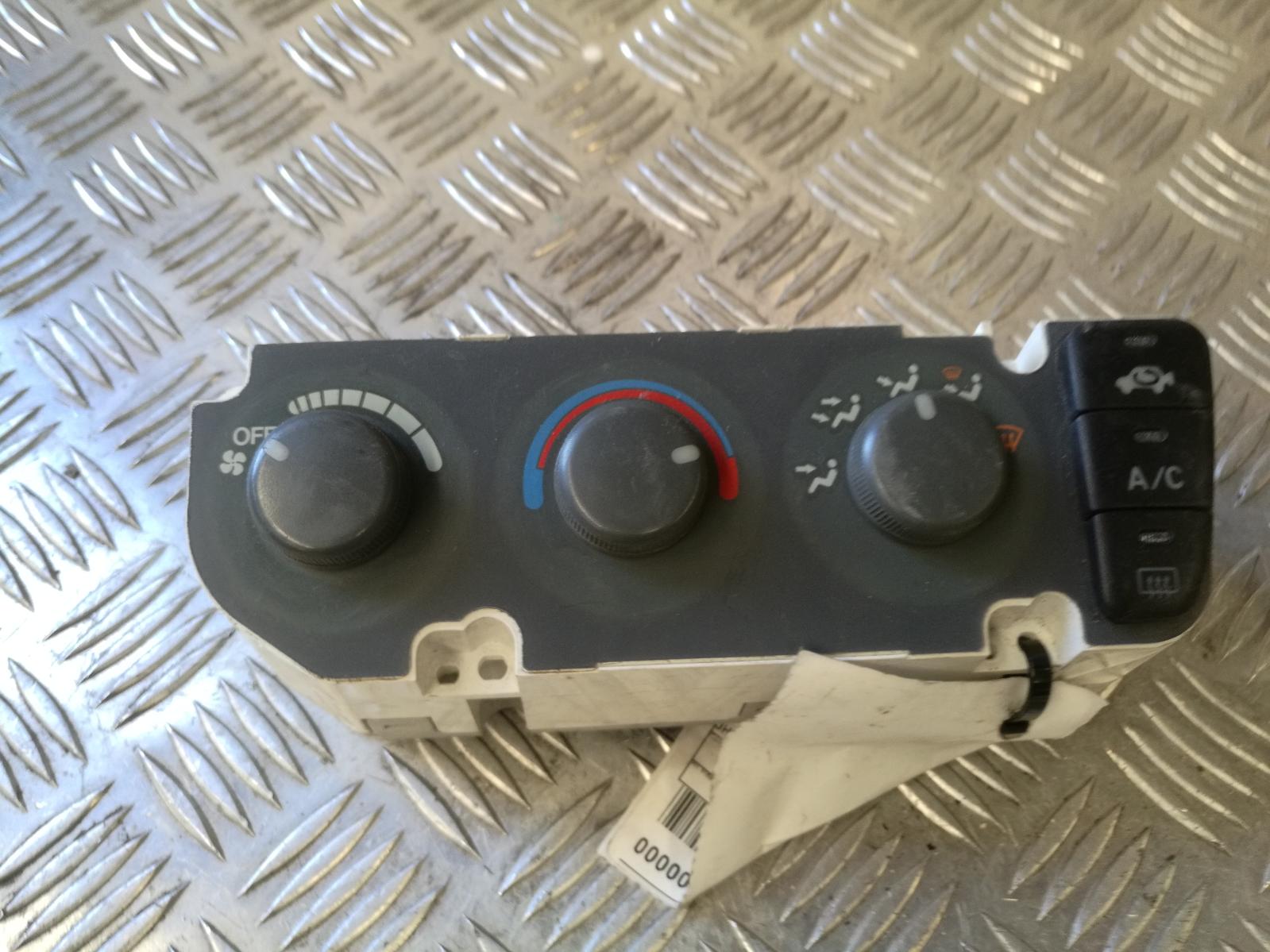 View Auto part Heater/Ac Controls Honda Crv 1998