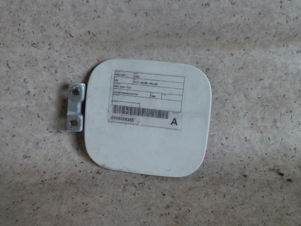 View Auto part Fuel Door / Filler Honda Crv 1998