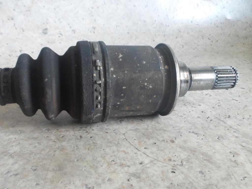View Auto part Left Driveshaft Honda Crv 1998