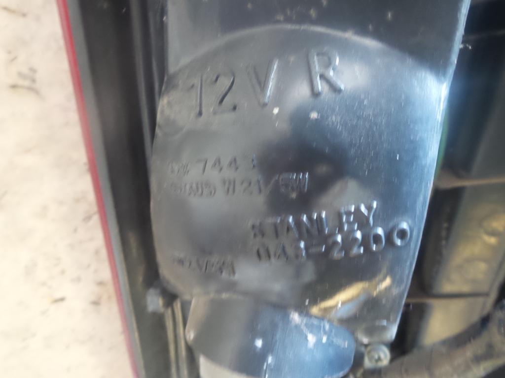View Auto part Left Taillight Honda Crv 1998