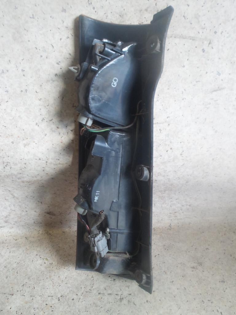 View Auto part Left Taillight Honda Crv 1998
