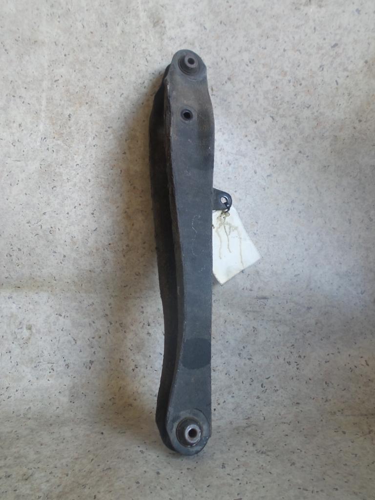 View Auto part Left Rear Trailing Arm Honda Crv 1998