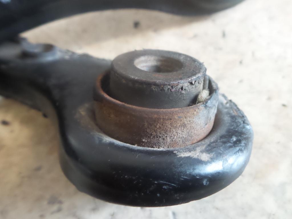 1998 Honda Crv Left Rear Trailing Arm View Auto part Left Rear Trailing Arm Honda Crv 1998