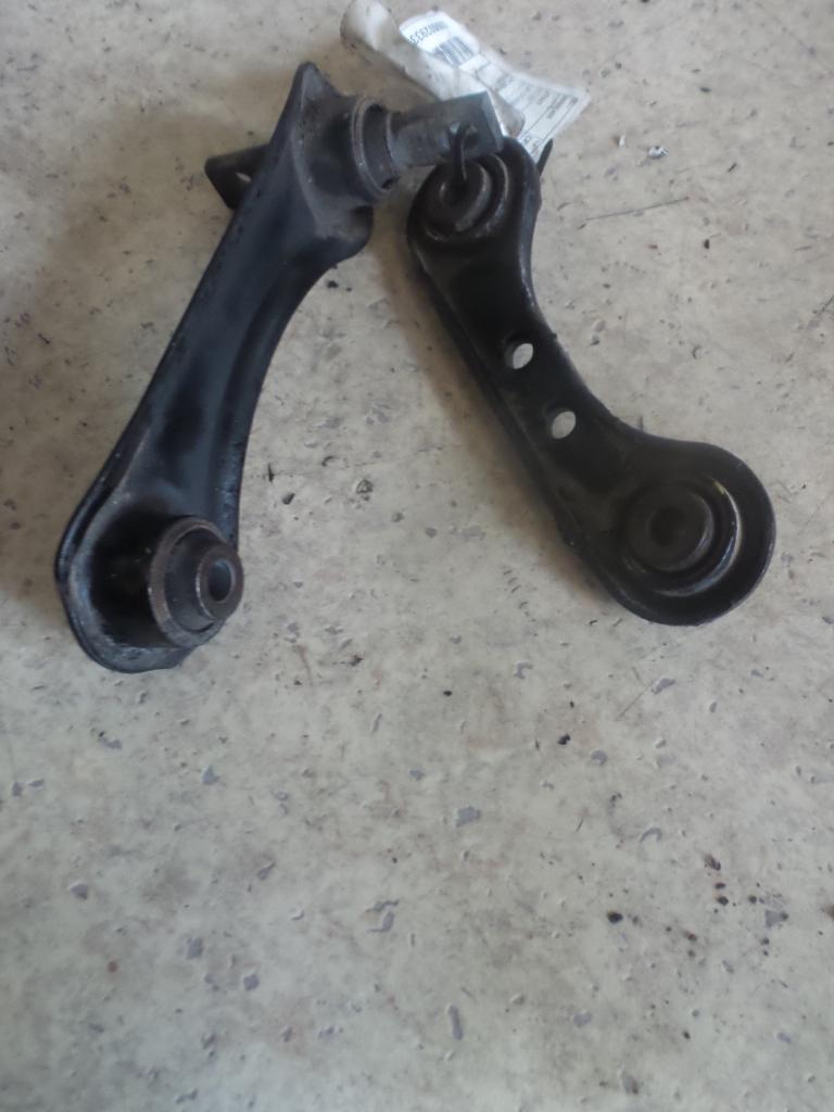 1998 Honda Crv Left Rear Trailing Arm View Auto part Left Rear Trailing Arm Honda Crv 1998