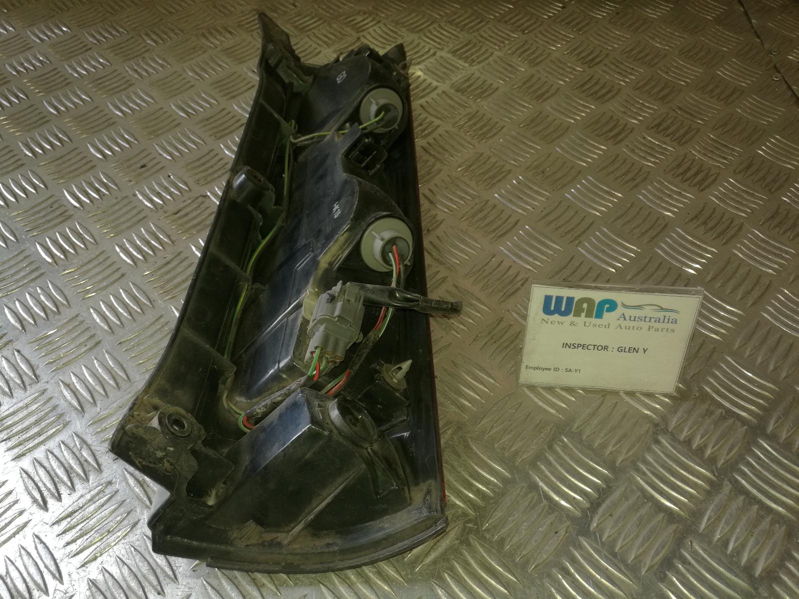 1998 Honda Crv Right Taillight View Auto part Right Taillight Honda Crv 1998