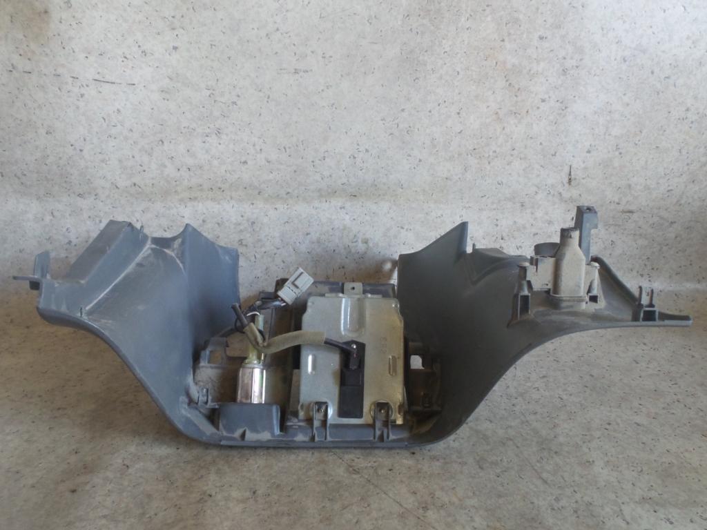 View Auto part Console Honda Crv 1998