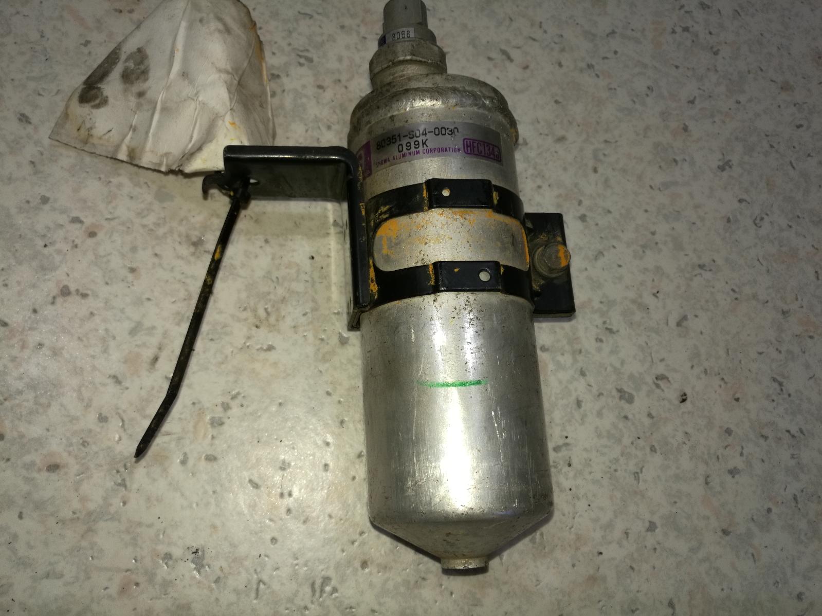 View Auto part A/C Dryer Honda Crv 1998