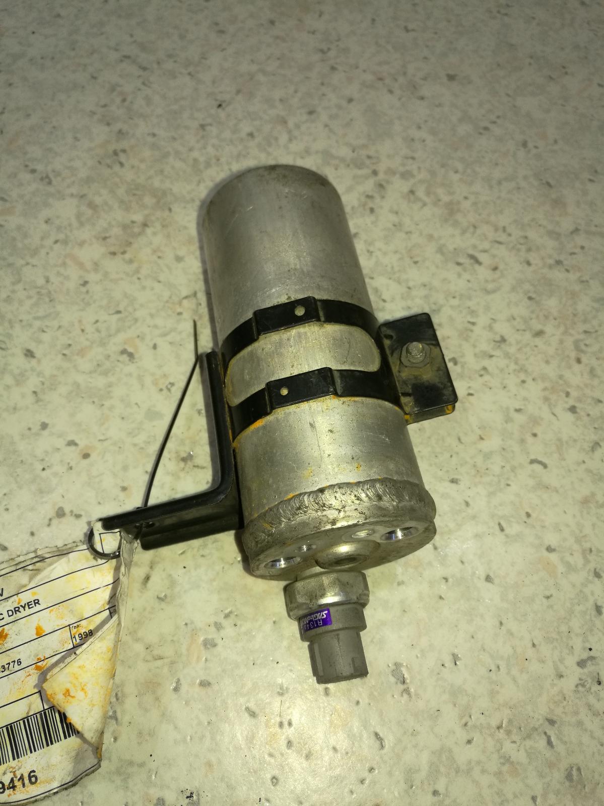 View Auto part A/C Dryer Honda Crv 1998