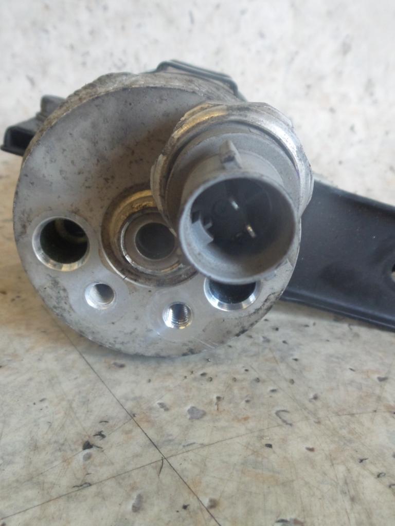 View Auto part A/C Dryer Honda Crv 1998