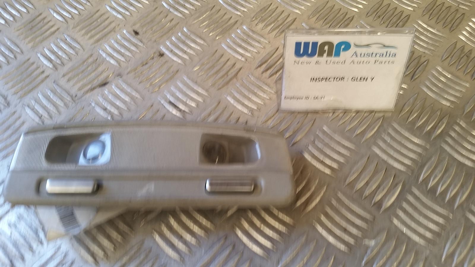 View Auto part Courtesy Light Honda Crv 1998