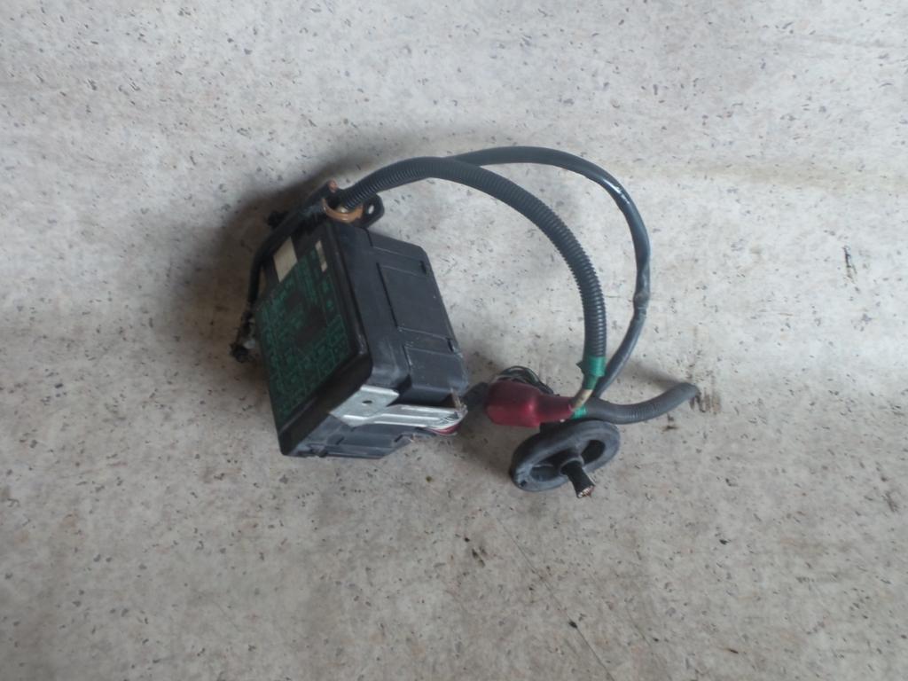 View Auto part Fuse Box Honda Crv 1998