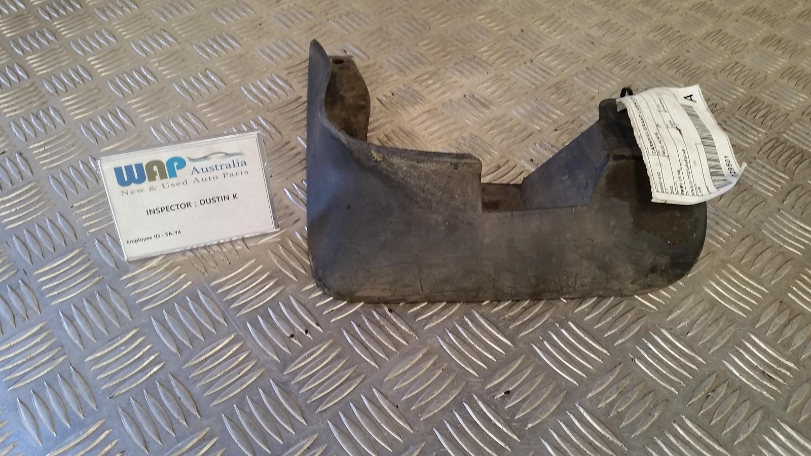 2004 Kia Carnival/grand Carnival Mud Flaps View Auto part Mud Flaps Kia Carnival/grand Carnival 2004