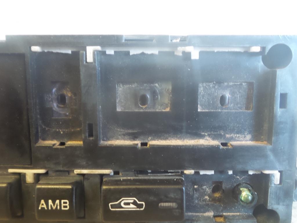 1992 Nissan Skyline Heater/Ac Controls View Auto part Heater/Ac Controls Nissan Skyline 1992