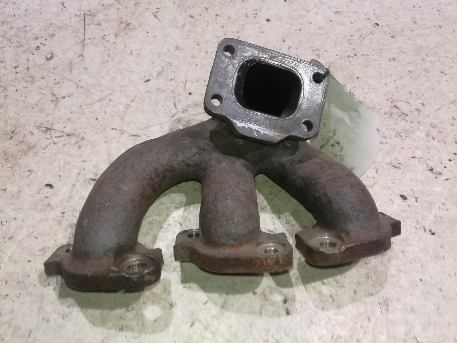 1992 Nissan Skyline Manifold View Auto part Manifold Nissan Skyline 1992