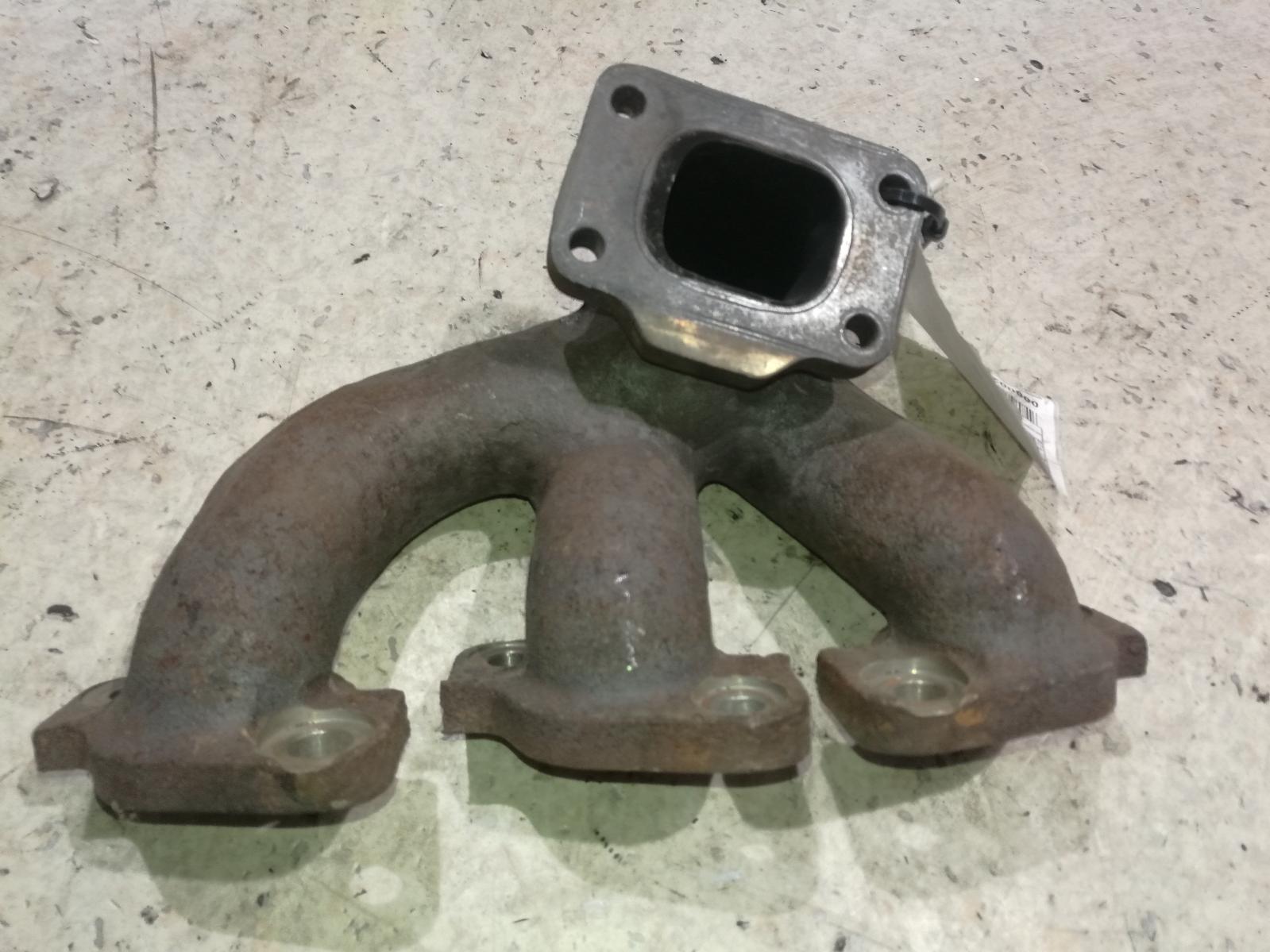 1992 Nissan Skyline Manifold View Auto part Manifold Nissan Skyline 1992