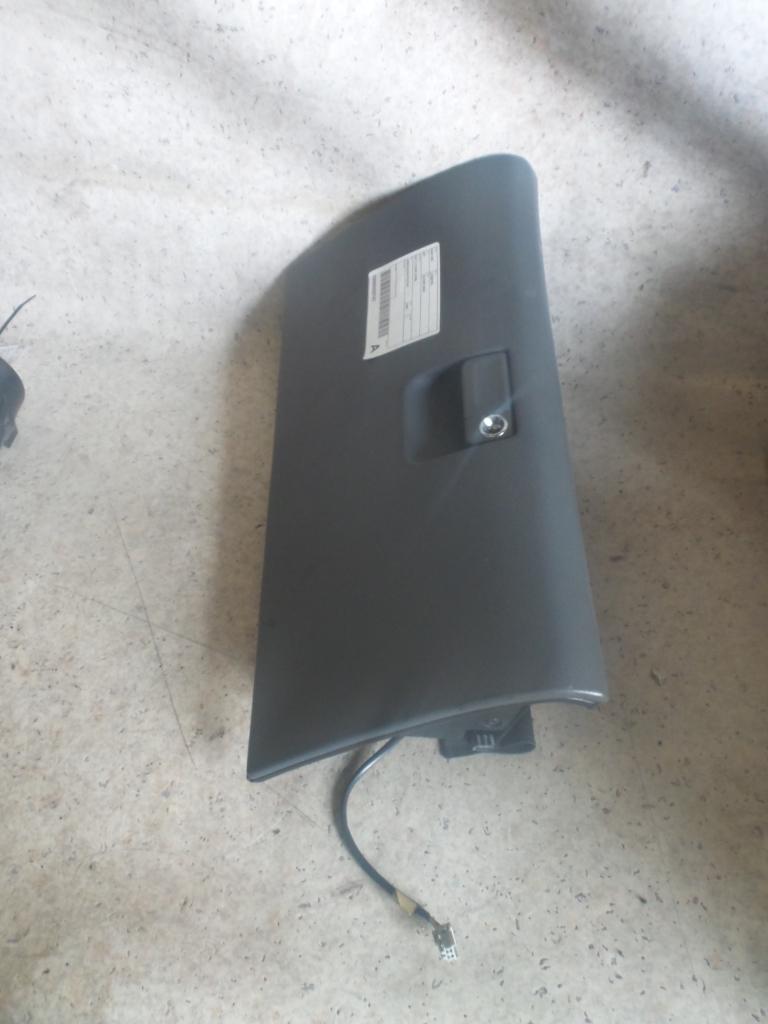 View Auto part Glove Box Honda Legend 1991
