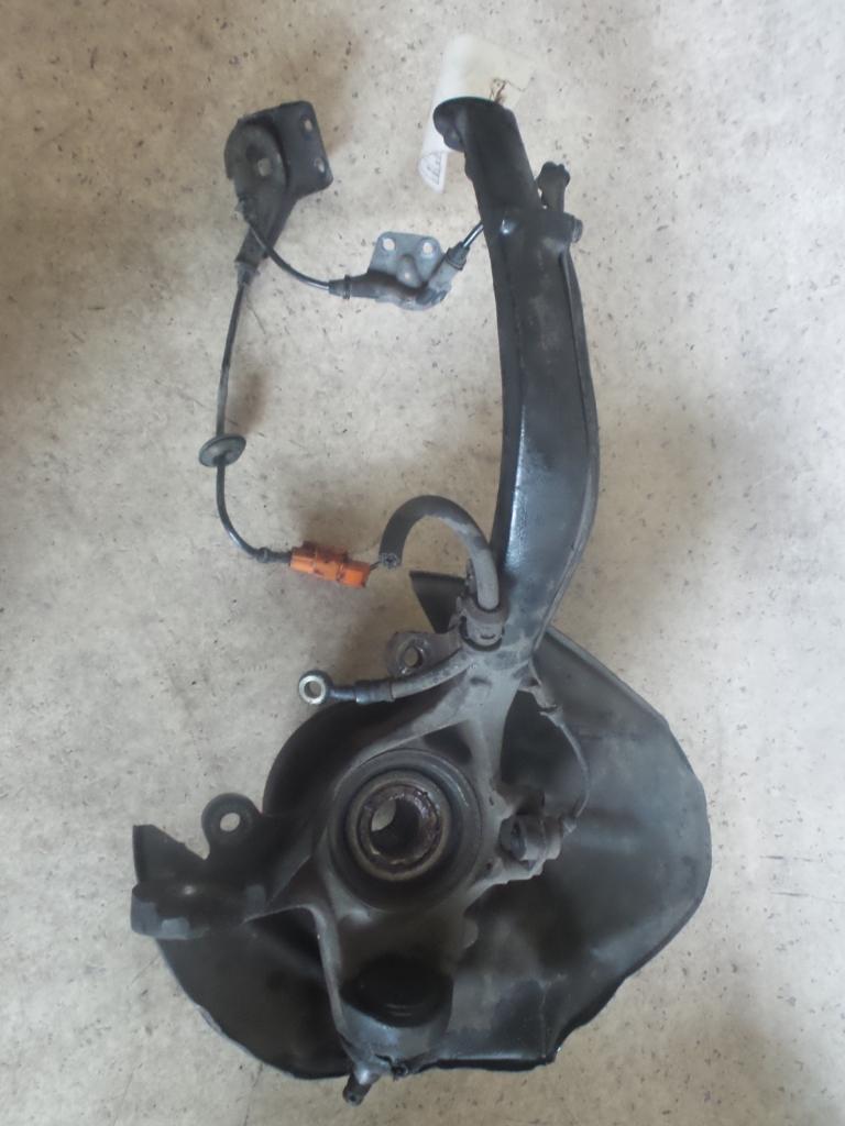 1991 Honda Legend Left Front Hub Assembly View Auto part Left Front Hub Assembly Honda Legend 1991