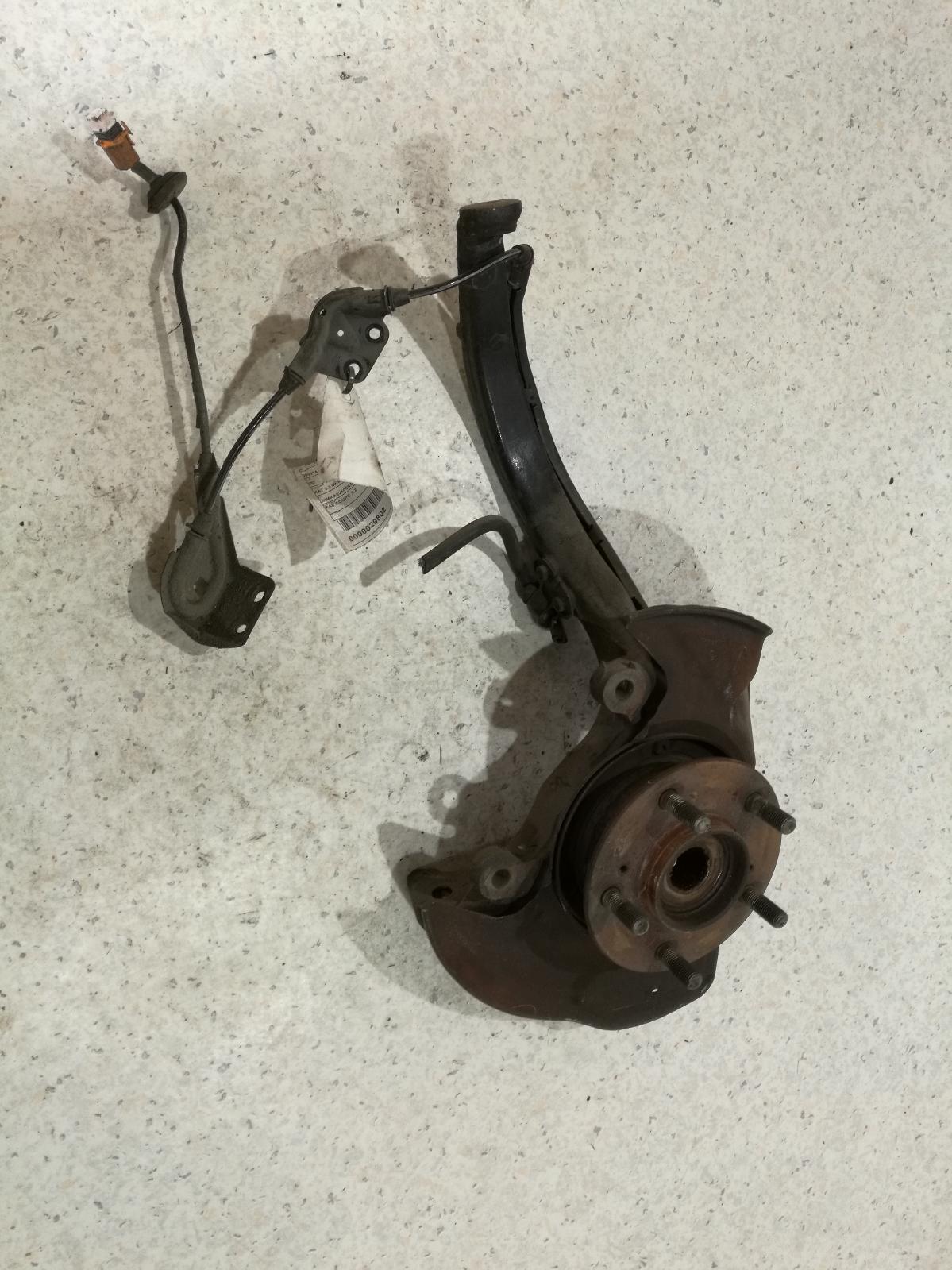 1991 Honda Legend Right Front Hub Assembly View Auto part Right Front Hub Assembly Honda Legend 1991