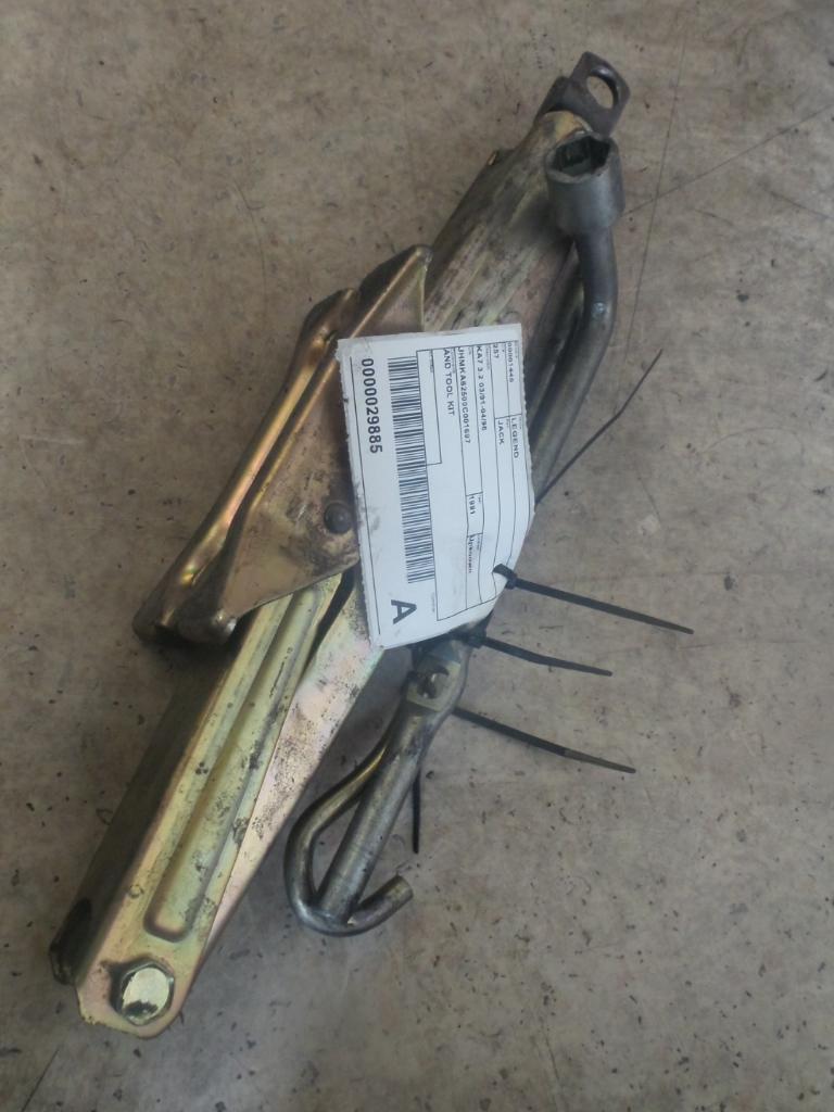 View Auto part Jack Honda Legend 1991