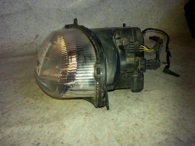 View Auto part Left Headlamp Alfa Romeo 156 2000