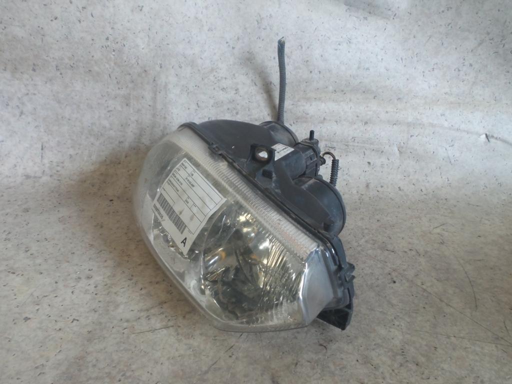 2000 Alfa Romeo 156 Right Headlamp View Auto part Right Headlamp Alfa Romeo 156 2000