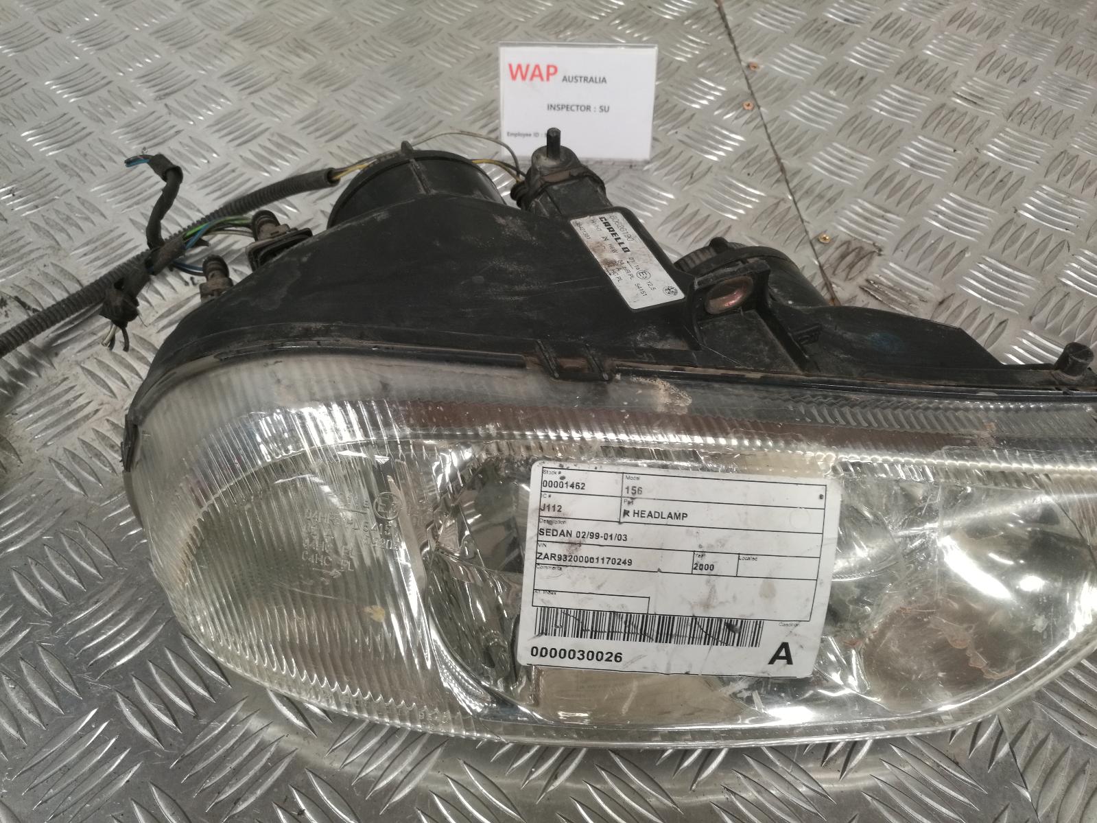 2000 Alfa Romeo 156 Right Headlamp View Auto part Right Headlamp Alfa Romeo 156 2000