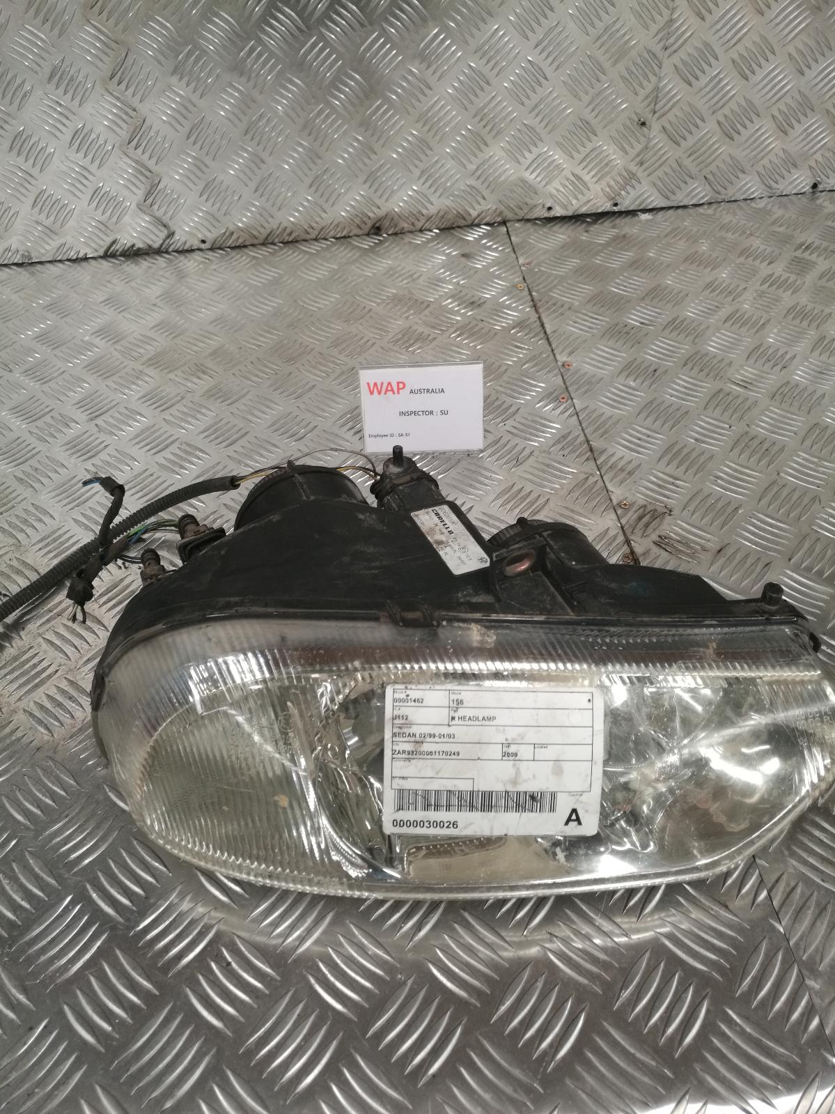 2000 Alfa Romeo 156 Right Headlamp View Auto part Right Headlamp Alfa Romeo 156 2000