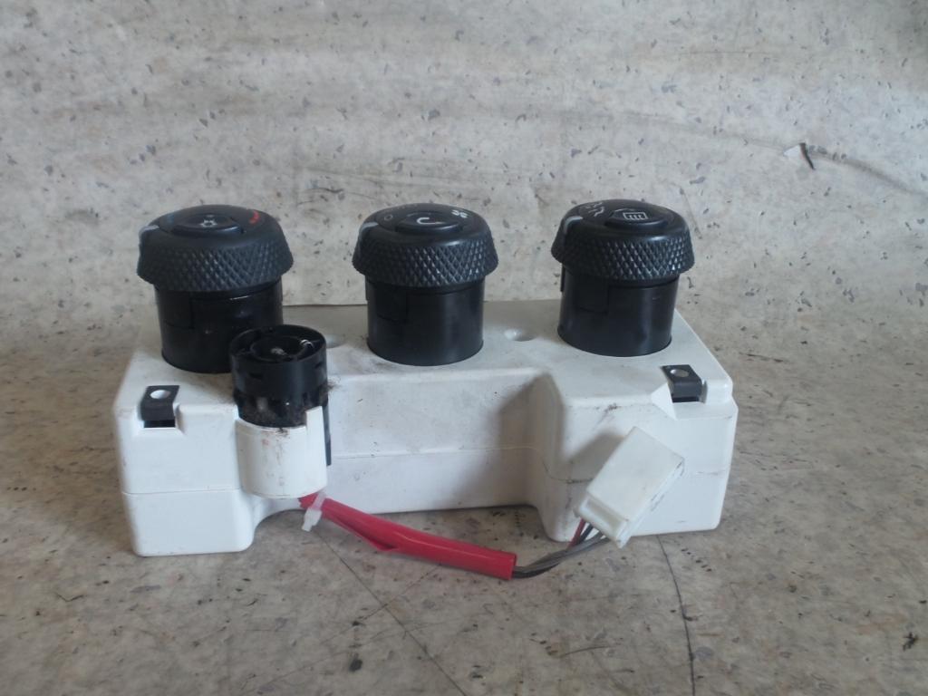 2000 Alfa Romeo 156 Heater/Ac Controls View Auto part Heater/Ac Controls Alfa Romeo 156 2000