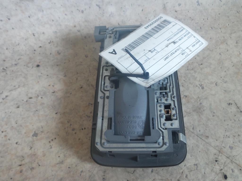 2000 Alfa Romeo 156 Courtesy Light View Auto part Courtesy Light Alfa Romeo 156 2000