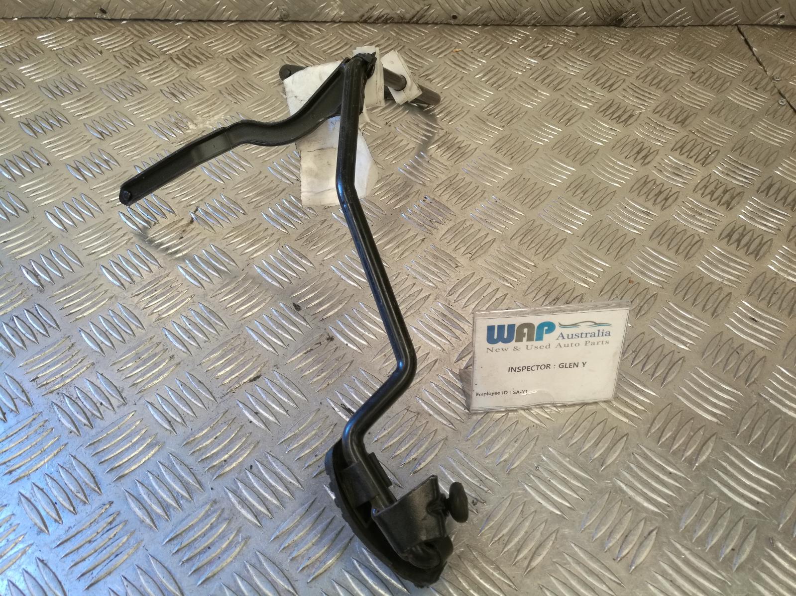 View Auto part Pedal Assembly Alfa Romeo 156 2000