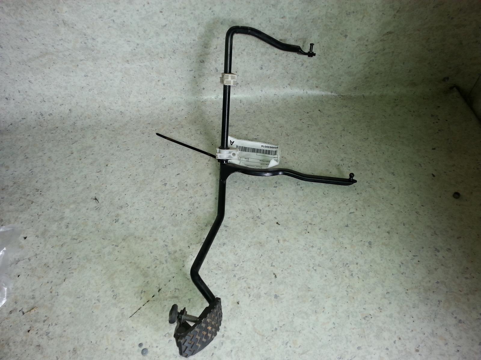 View Auto part Pedal Assembly Alfa Romeo 156 2000