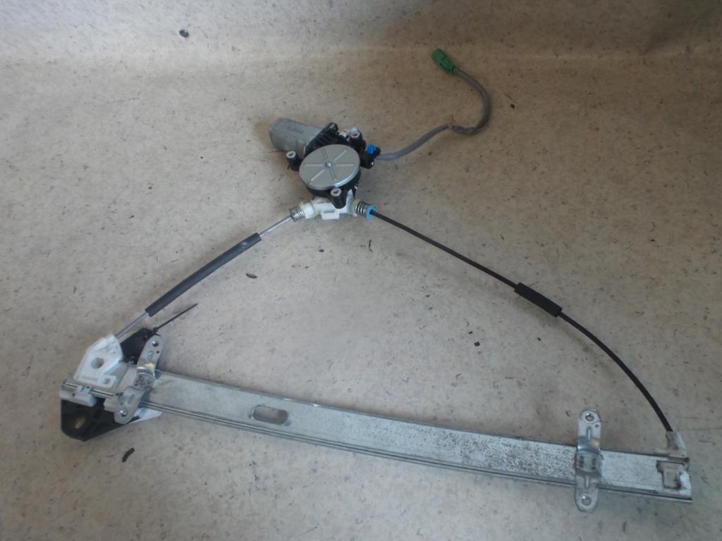 View Auto part Left Front Window Reg/Motor Honda Crv 2002