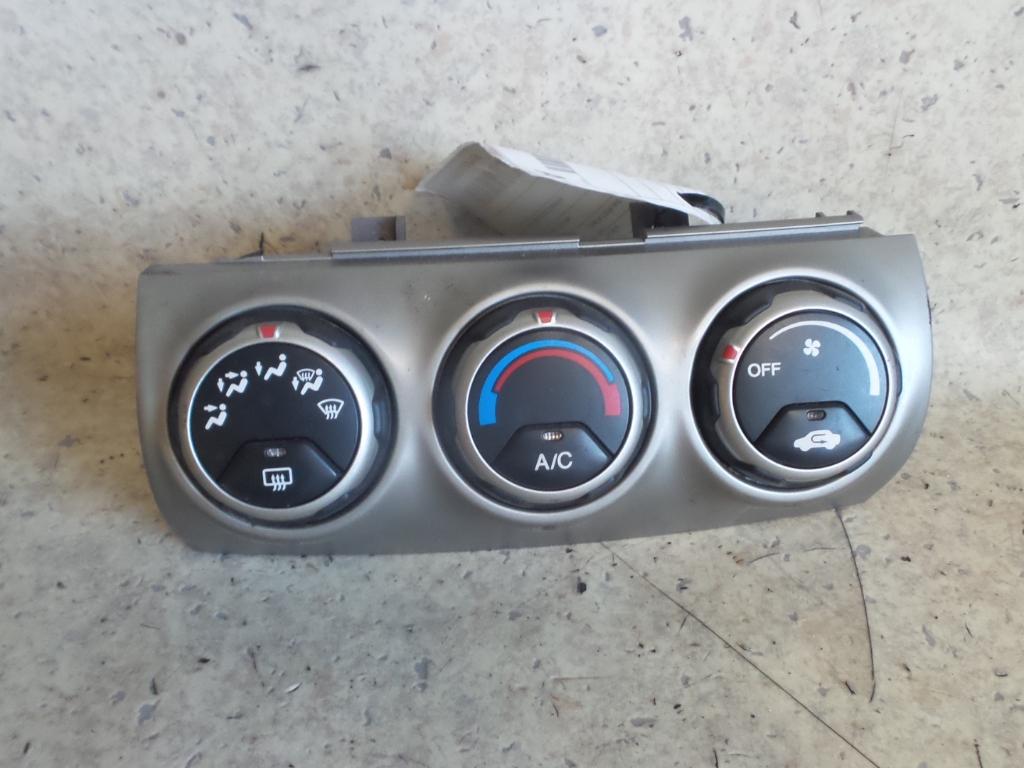 View Auto part Heater/Ac Controls Honda Crv 2002
