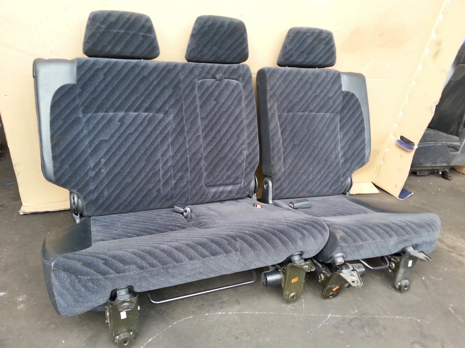 2002 Honda Crv 2nd Seat (Rear Seat) View Auto part 2nd Seat (Rear Seat) Honda Crv 2002