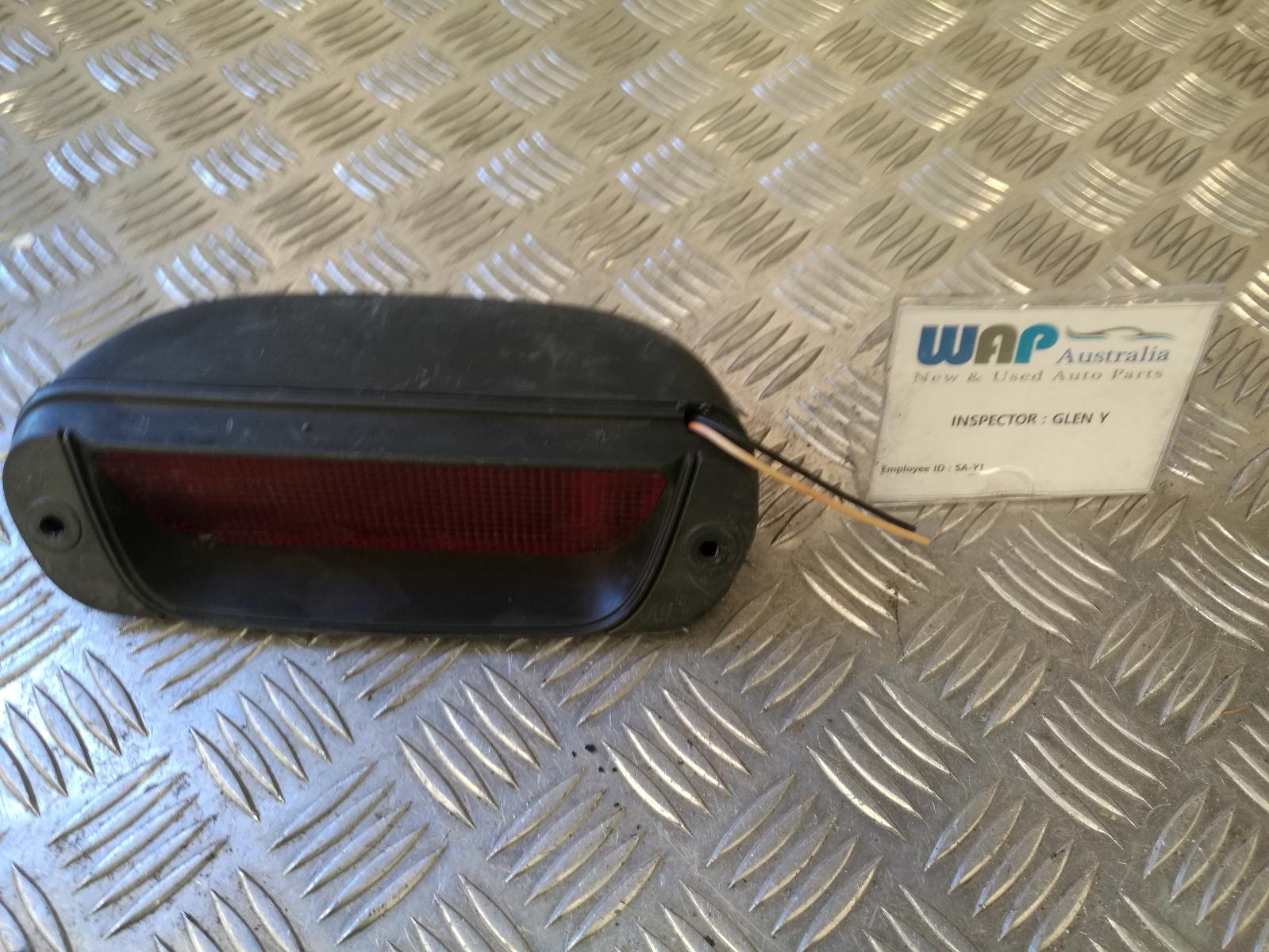 View Auto part High Level Stoplight Honda Crv 2002