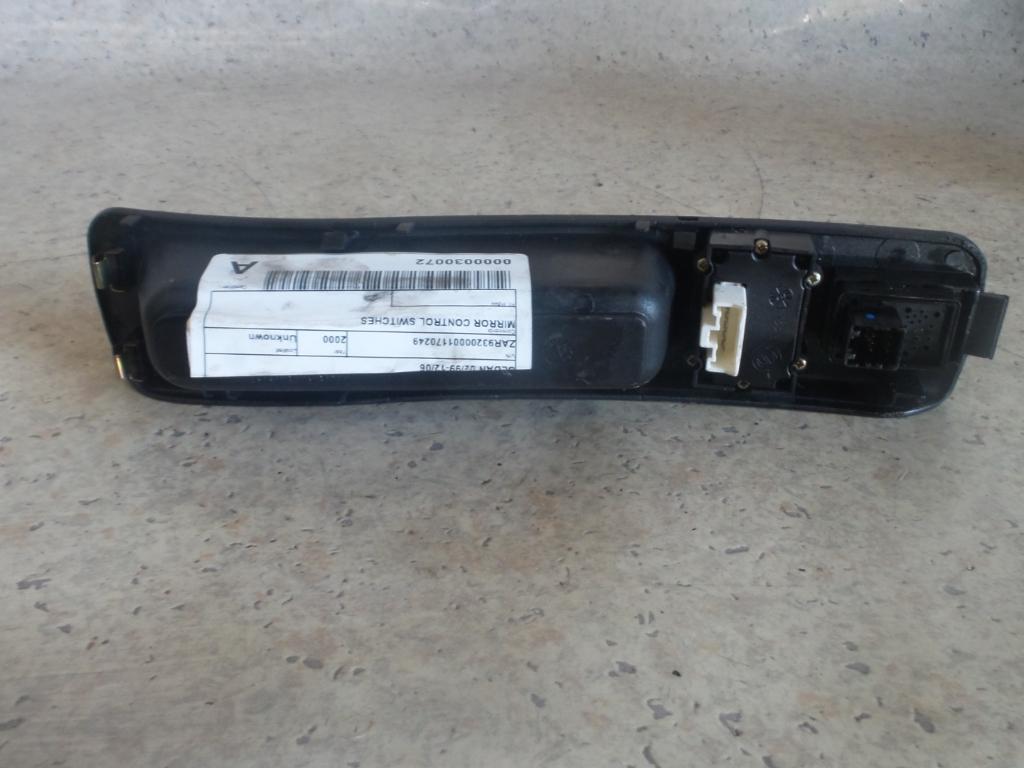 2000 Alfa Romeo 156 Misc Switch/Relay View Auto part Misc Switch/Relay Alfa Romeo 156 2000