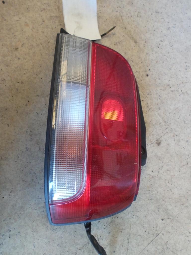 View Auto part Right Taillight Daihatsu Charade 1994