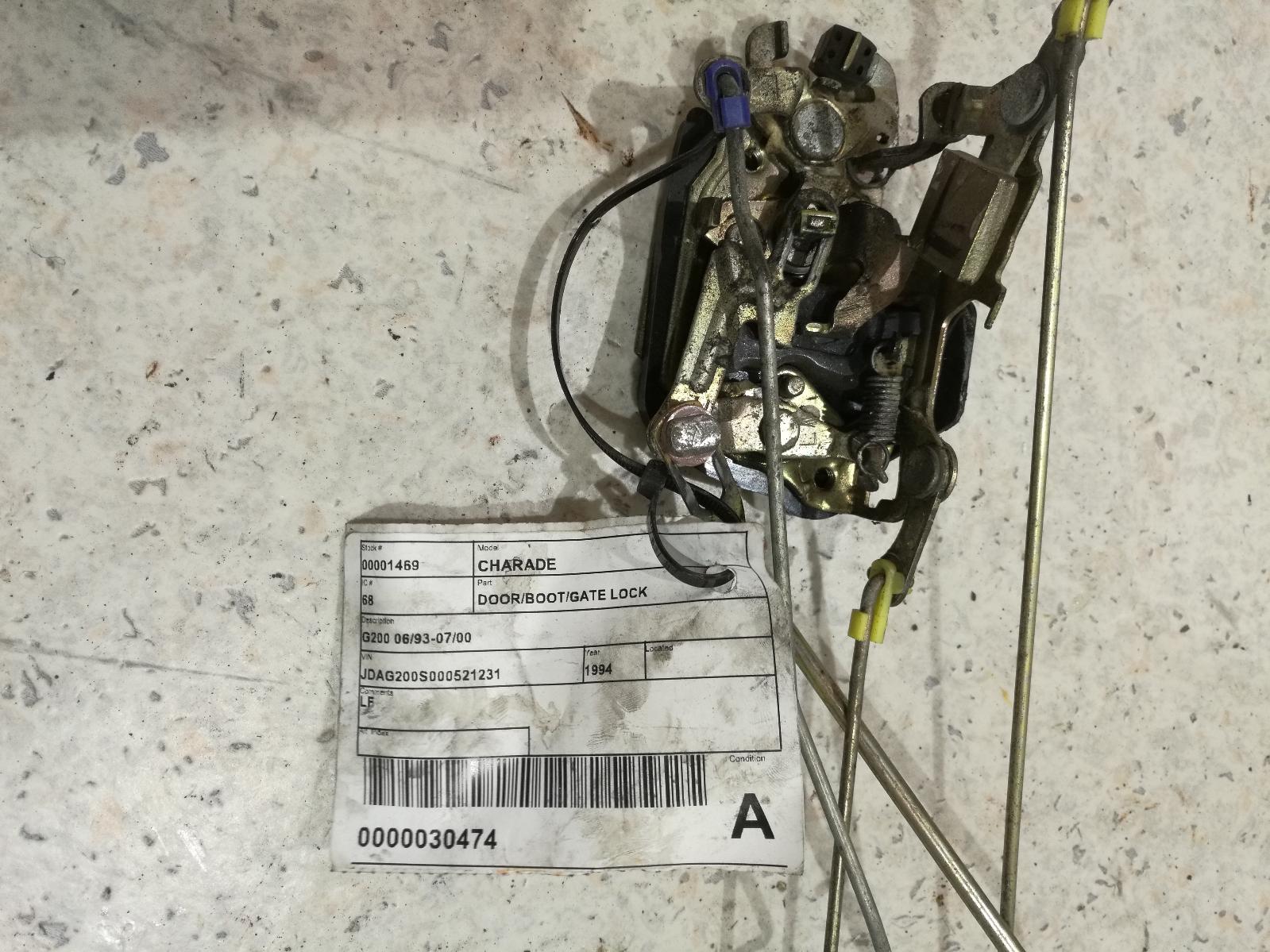 View Auto part Door/Boot/Gate Lock Daihatsu Charade 1994