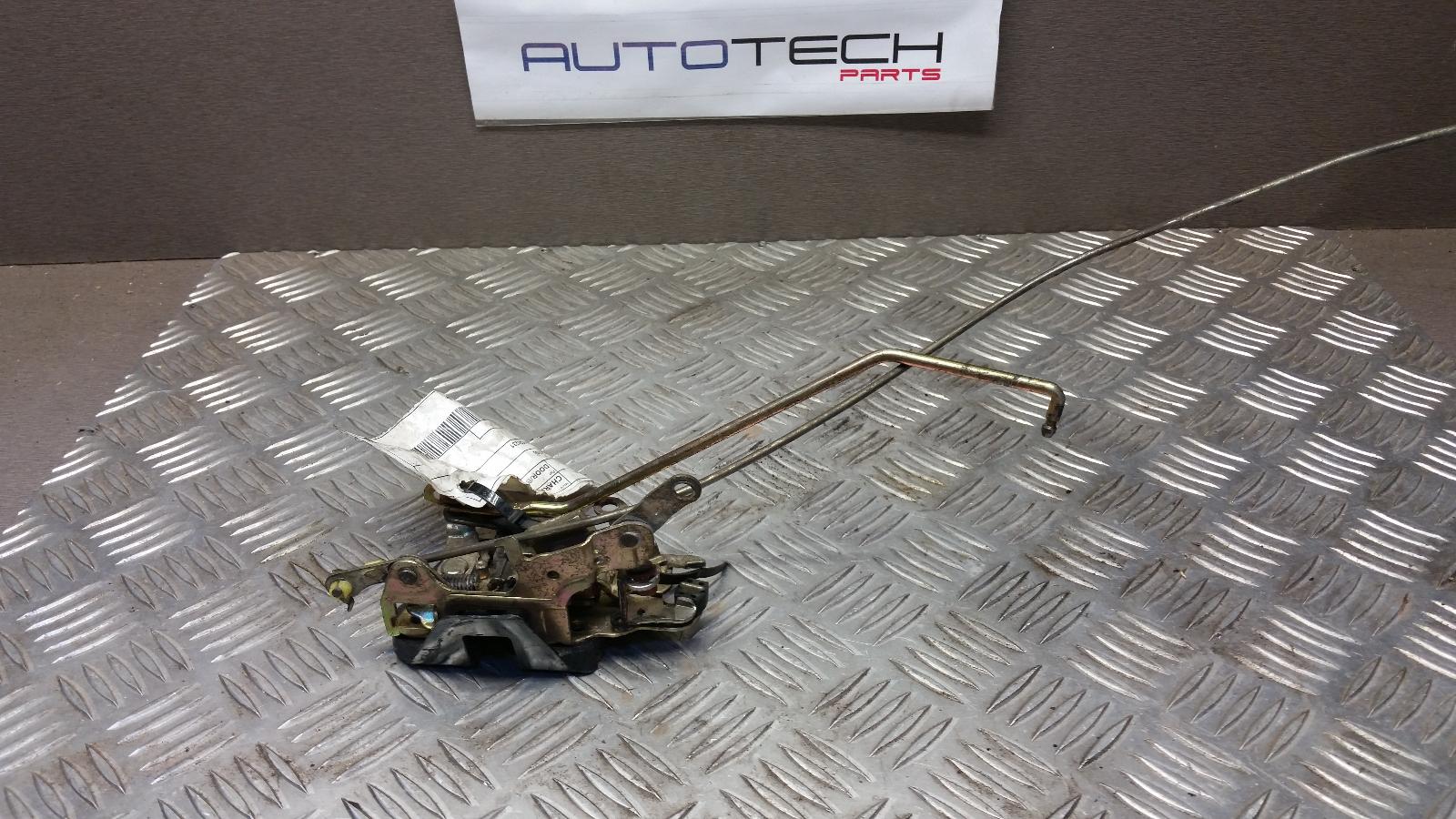 View Auto part Door/Boot/Gate Lock Daihatsu Charade 1994