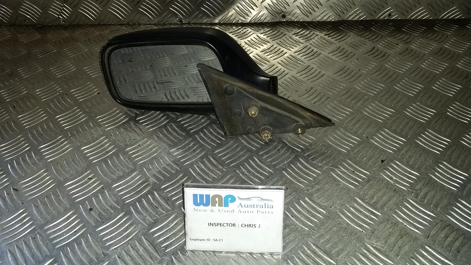 View Auto part Left Door Mirror Daihatsu Charade 1994