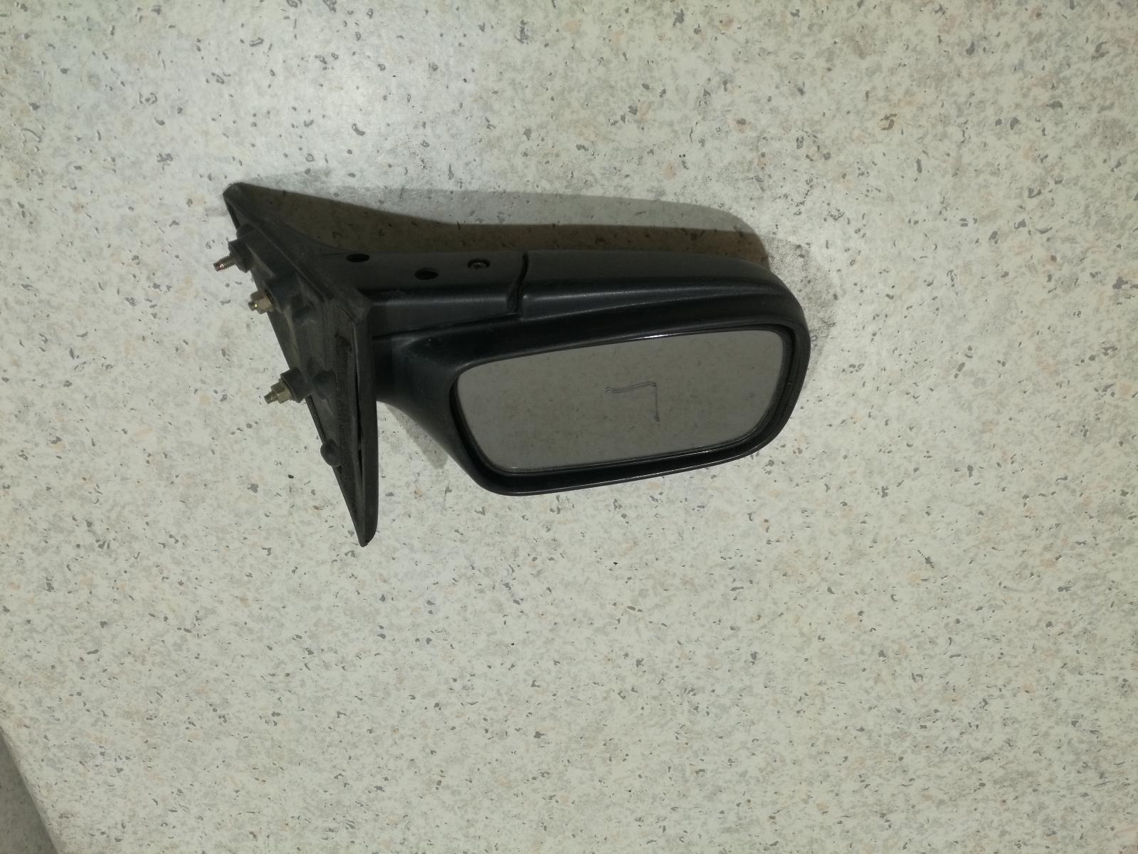 View Auto part Left Door Mirror Daihatsu Charade 1994