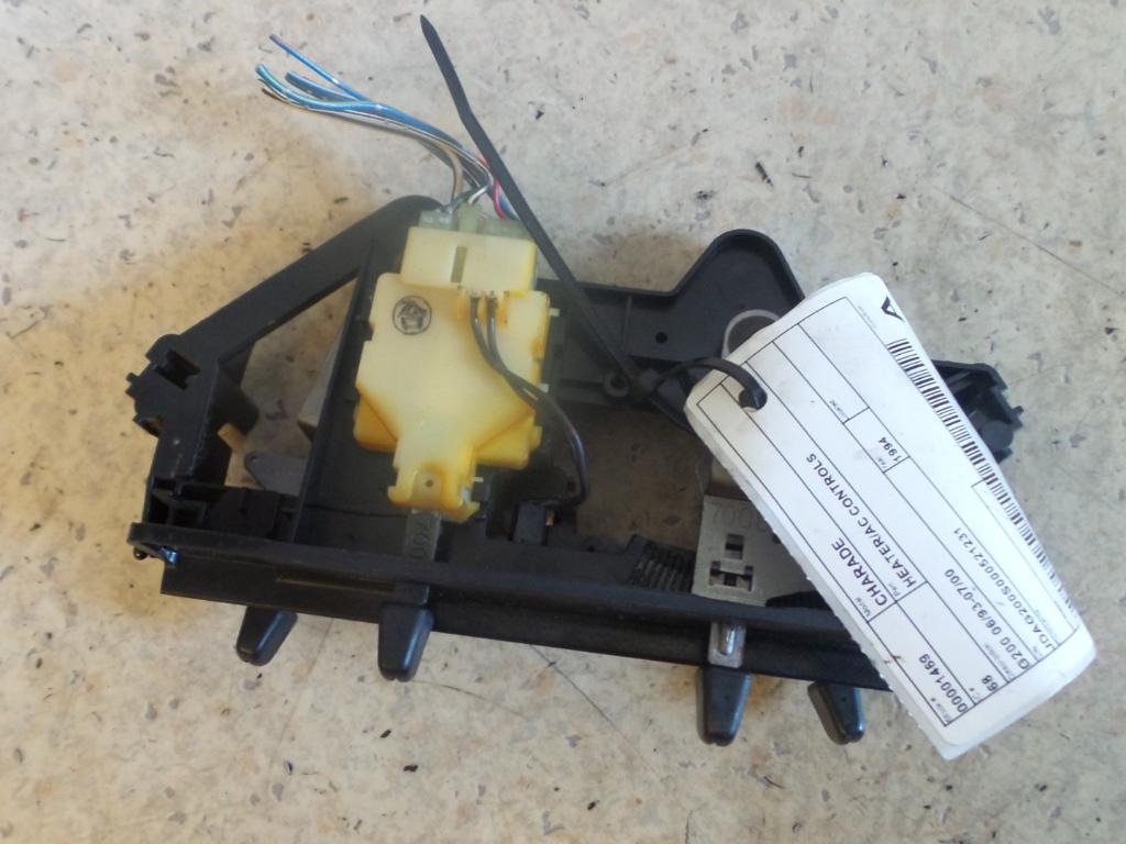 1994 Daihatsu Charade Heater/Ac Controls View Auto part Heater/Ac Controls Daihatsu Charade 1994