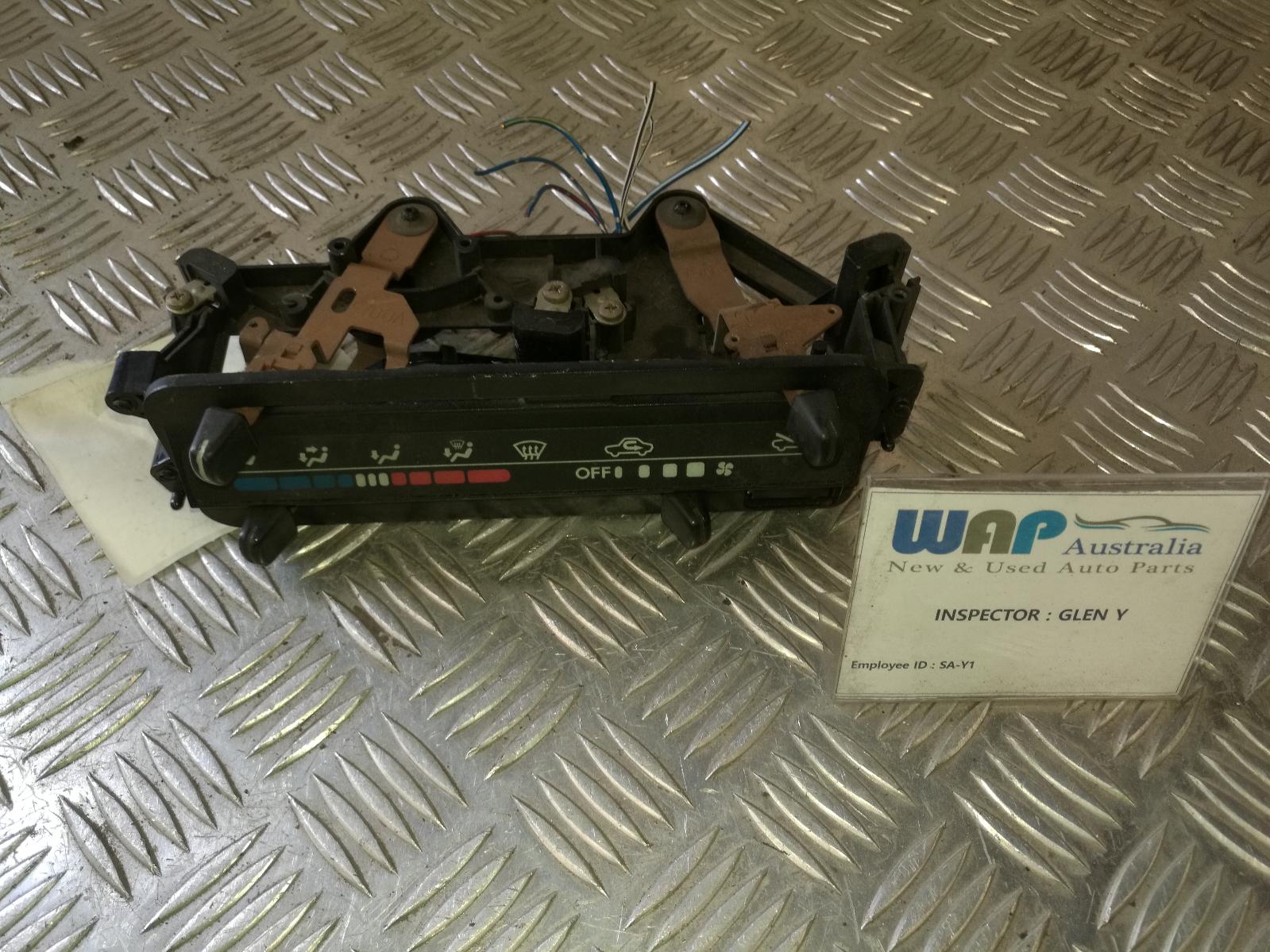1994 Daihatsu Charade Heater/Ac Controls View Auto part Heater/Ac Controls Daihatsu Charade 1994