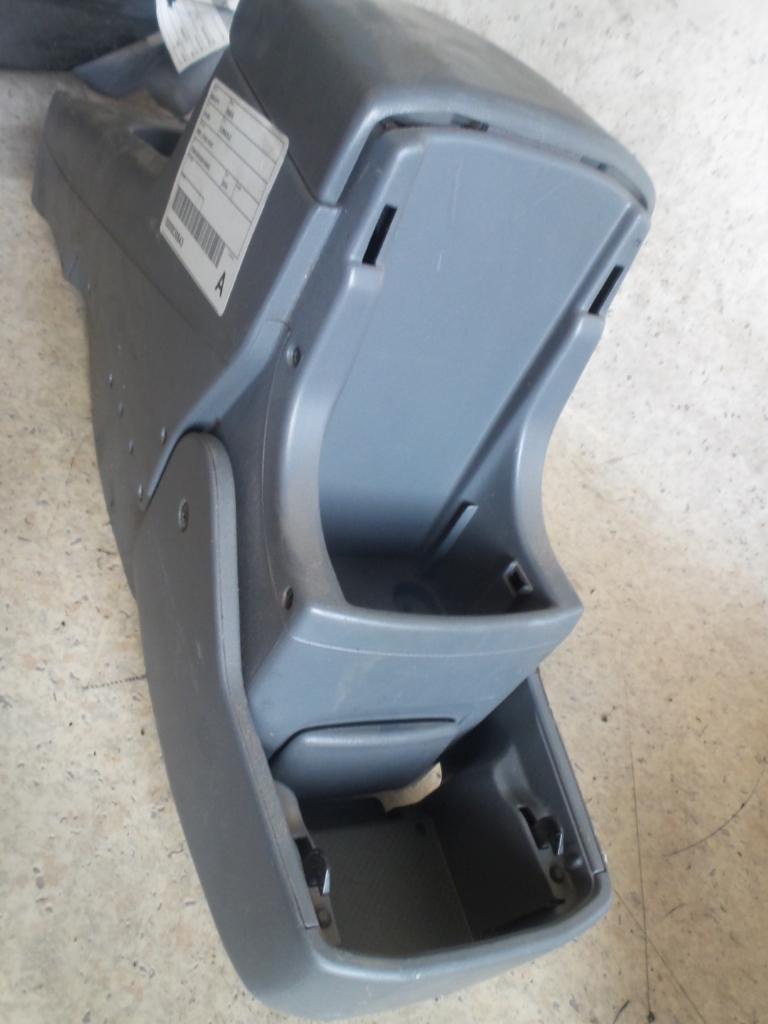 2002 Toyota Rav4 Console View Auto part Console Toyota Rav4 2002