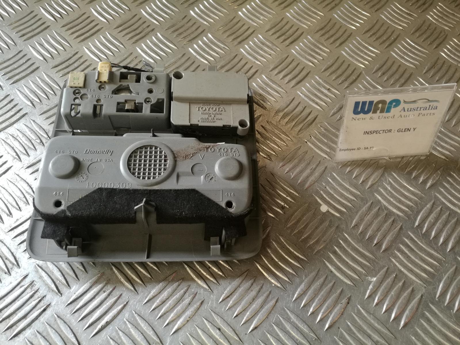 View Auto part Courtesy Light Toyota Rav4 2002